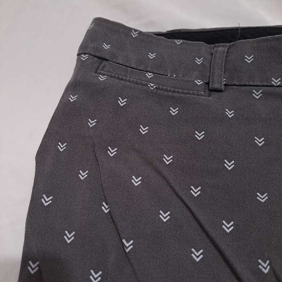 Banana Republic | Grey pattern Sloan fit women's pant - Picture 7 of 13